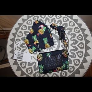 Vera Bradley wallet with lanyard and matching mask